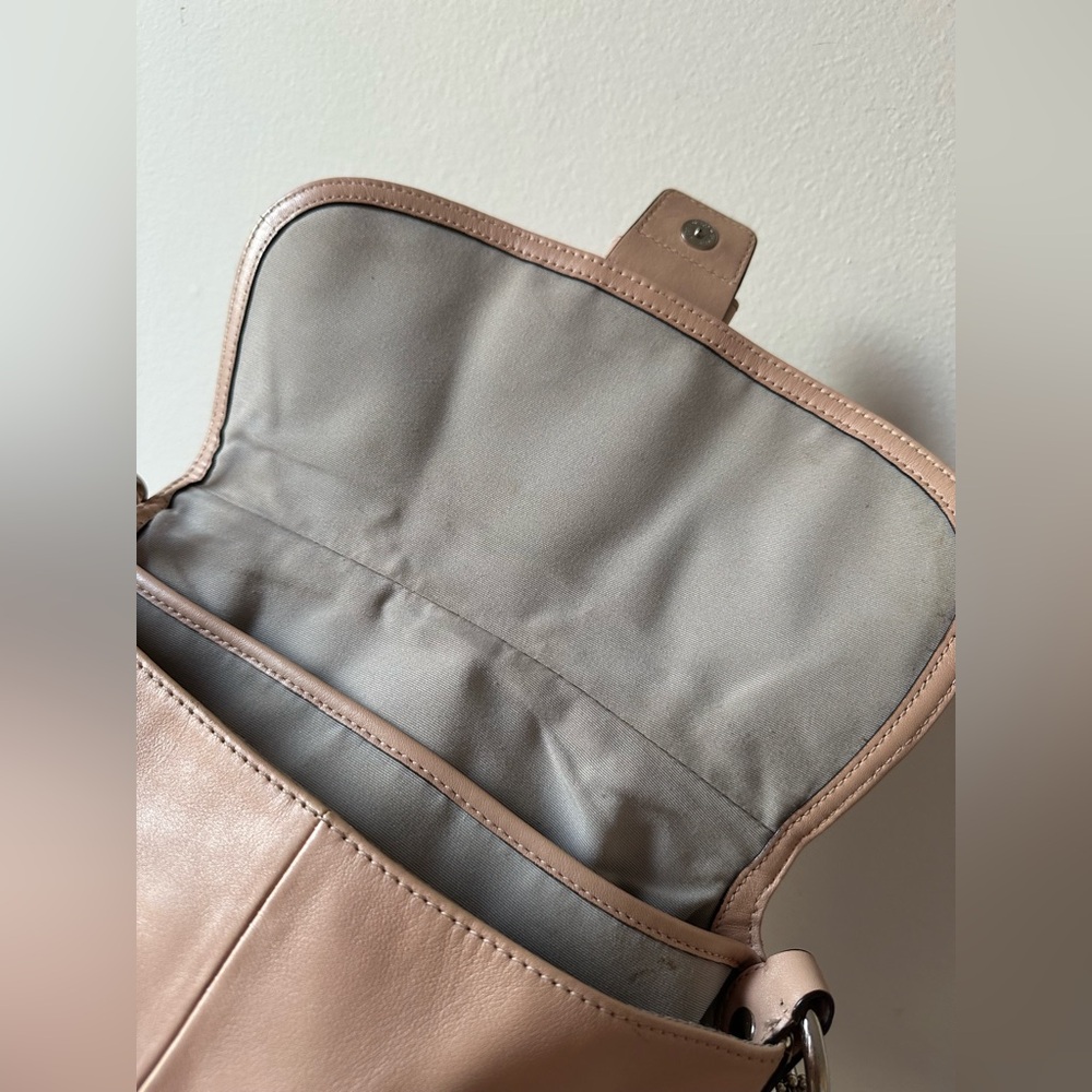 pink coach soho shoulder bag - Picture 4 of 9